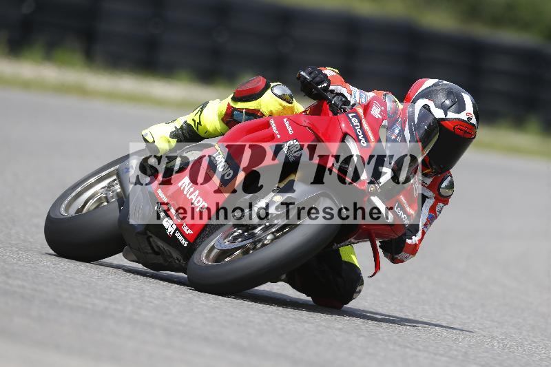 /27 12.06.2025 Ducati Schweiz Trackday Warmup  ADR/gruen-vert/1